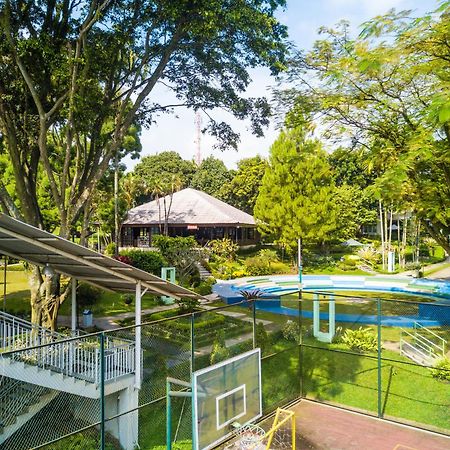 Hotel D'Agape Meeting & Conference Puncak Zewnętrze zdjęcie
