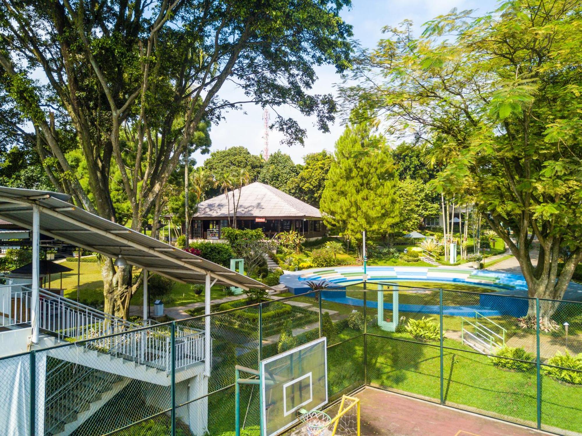 Hotel D'Agape Meeting & Conference Puncak Zewnętrze zdjęcie